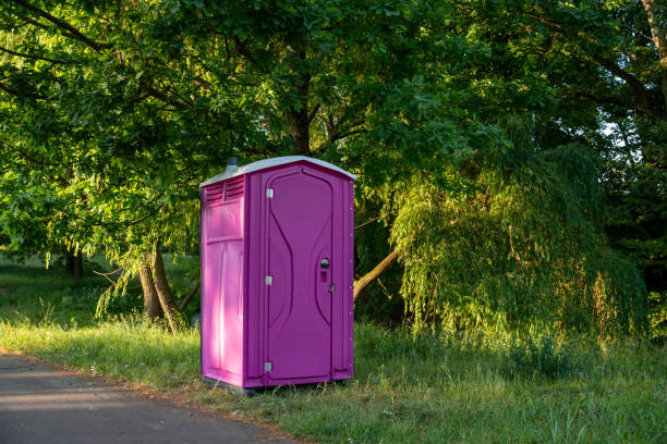 Porta potty delivery and setup in Foreman, AR